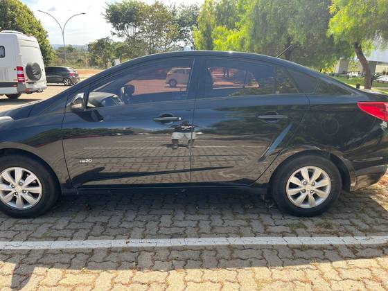 HYUNDAI HB20S 1.6 COMFORT STYLE 16V FLEX 4P MANUAL HYUNDAI HB20S 1.6 COMFORT STYLE 16V FLEX 4P MANUAL